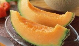 吃哈密瓜的小伙视频大全,小伙视频大全带你领略甜蜜瞬间