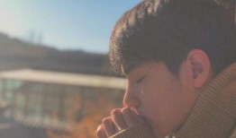 肖战吃瓜采访视频全集,揭秘娱乐圈幕后真相与个人成长历程