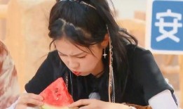 白鹿吃瓜视频,揭秘娱乐圈幕后故事