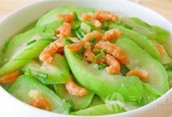 粤菜夏季吃瓜的做法视频,瓜果飘香，清凉一夏的美食之旅