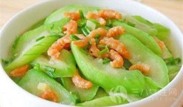 粤菜夏季吃瓜的做法视频,瓜果飘香，清凉一夏的美食之旅