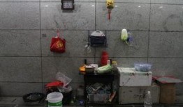 地下通道吃瓜视频,吃瓜群众的趣味瞬间