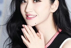 吃瓜女明星小菲图片视频,明星日常趣味曝光