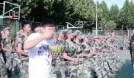 潍坊军训吃瓜事件视频,视频揭露校园不文明现象引发热议