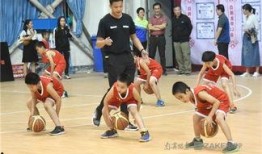 南宁吃瓜事件打篮球视频,一场意外引发的全民热议