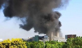 黔东南屋顶着火吃瓜视频