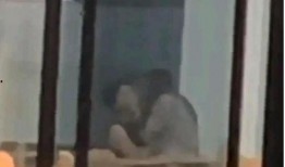 四川教室吃瓜事件视频,学生课堂偷吃瓜引发热议