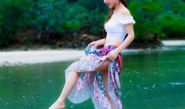 大美女吃黄河蜜瓜视频,大美女现场品鉴甜蜜诱惑