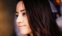 肖战和迪丽热巴吃瓜视频,甜蜜互动引网友热议