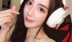 吃瓜学妹汗流浃背视频