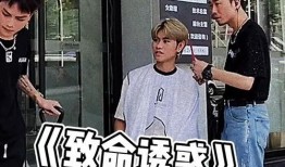 国外搞笑吃瓜群众视频,搞笑吃瓜群众视频大盘点