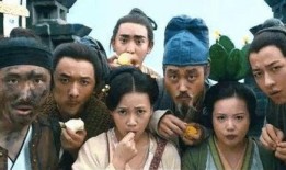 新郎成了吃瓜群众视频,一场意外的婚礼现场直播