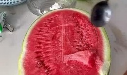 网恋视频吃瓜是真的吗,揭秘网络爱情的真假面纱