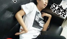 王俊凯千玺吃瓜视频播放,娱乐圈新瓜不断