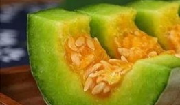 一个人吃蜜瓜视频,一镜到底的甜蜜享受