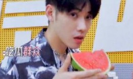 帅哥吃瓜原视频,笑料百出，揭秘娱乐圈幕后趣闻