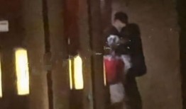 吃瓜少女狗仔视频,吃瓜少女狗仔视频背后的真相