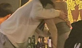 吃瓜男女事件视频播放网站,热门视频网站背后的真相大起底