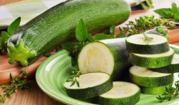 吃西葫芦瓜的配音视频大全,趣味横生的美食演绎