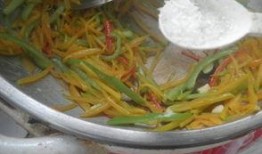 宝宝吃炒瓜丝视频教程,简单易学的炒瓜丝制作教程