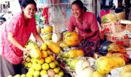 缅甸人吃瓜视频,瓜果飘香，尽享异国风味