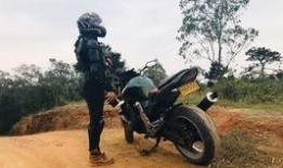 骑摩托吃瓜视频,一场别开生面的骑游盛宴