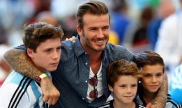 小贝饿了视频吃瓜是真的吗,真相揭秘