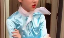 空姐自拍吃瓜视频,空姐自拍吃瓜视频走红网络