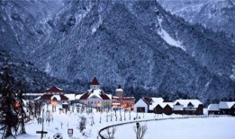 成都滑雪吃瓜事件视频曝光,现场混乱引热议